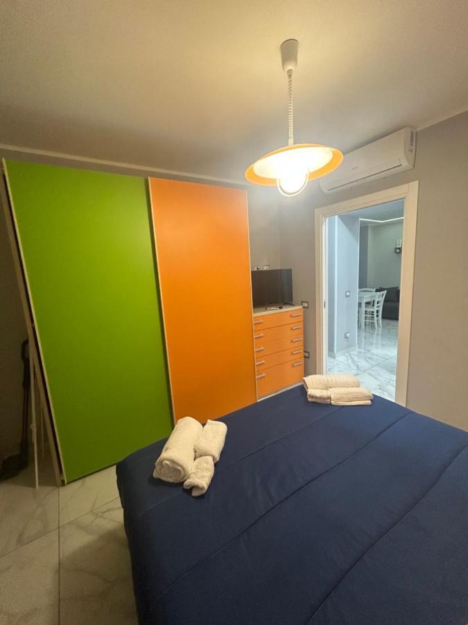 Casa Vacanze Qs 10 Apartment Napoli Exterior foto