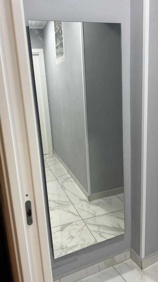 Casa Vacanze Qs 10 Apartment Napoli Exterior foto